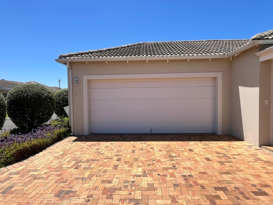 To Let 3 Bedroom Property for Rent in Sunningdale Western Cape